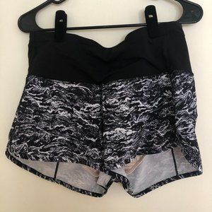 Wave pattern lululemon Running shorts
